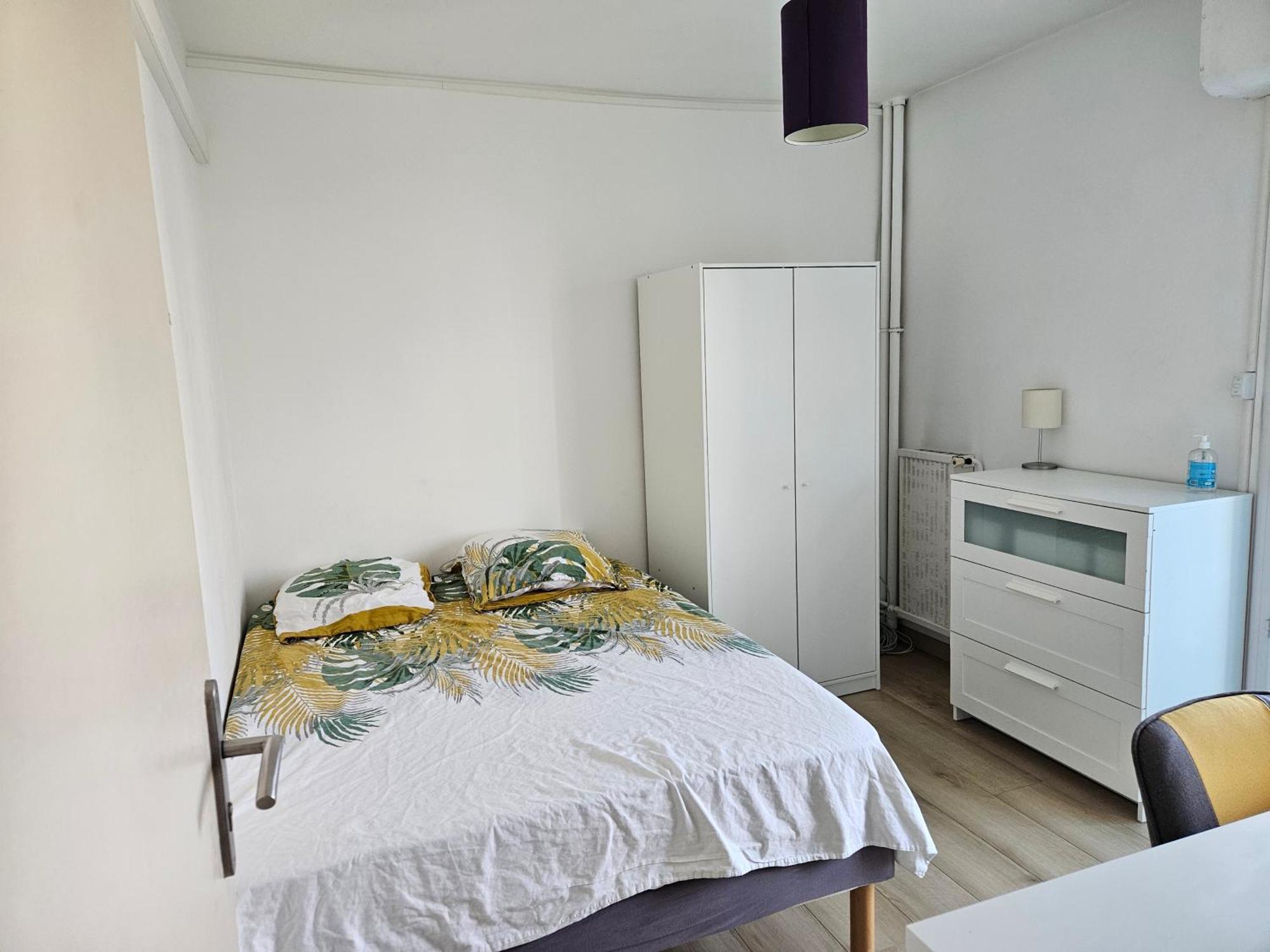 Chambre En Colocation Fille, Proche Mer, Climatisation Toulon Exteriér fotografie